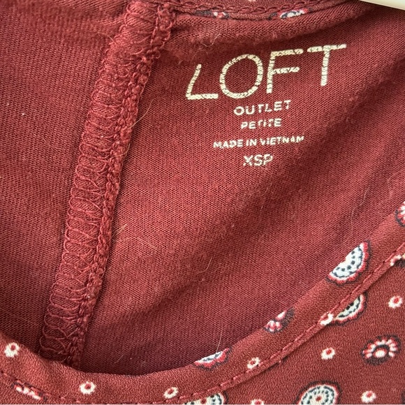 LOFT XS PETITE TANK TOP BLOUSE, Solid Burgundy with White Flowers - Picture 4 of 6